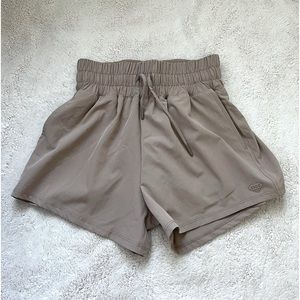 Hi! I’m selling my favorite brand Southern Shirt Company’s hybrid shorts!